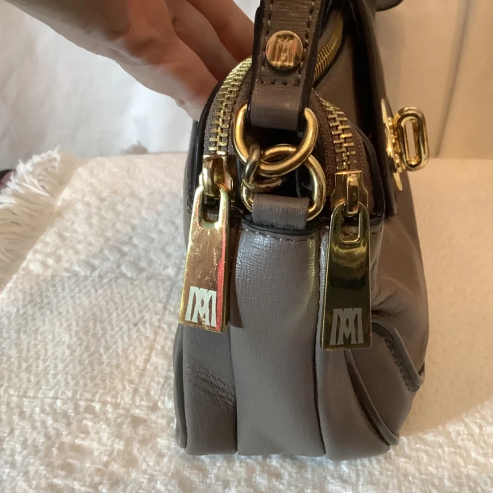 Antonio Melani hand shoulder dark gray purse - Picture 11 of 16